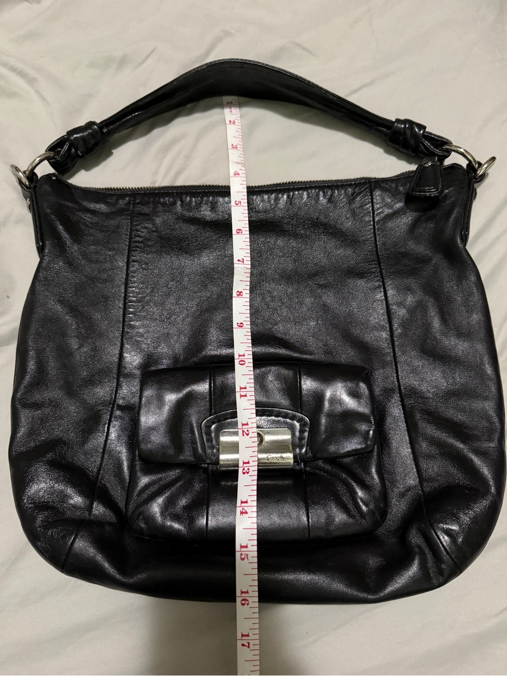 Vintage Coach Black Leather handbag Shoulder Bag with Silver Hardware